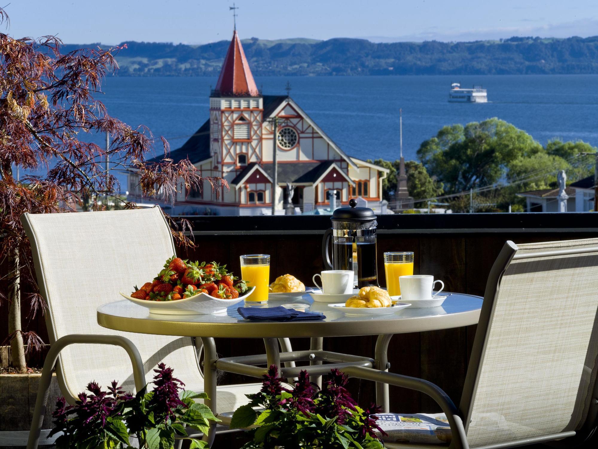 Lakeside City Apartments - Penthouse And Studio Rotorua Buitenkant foto