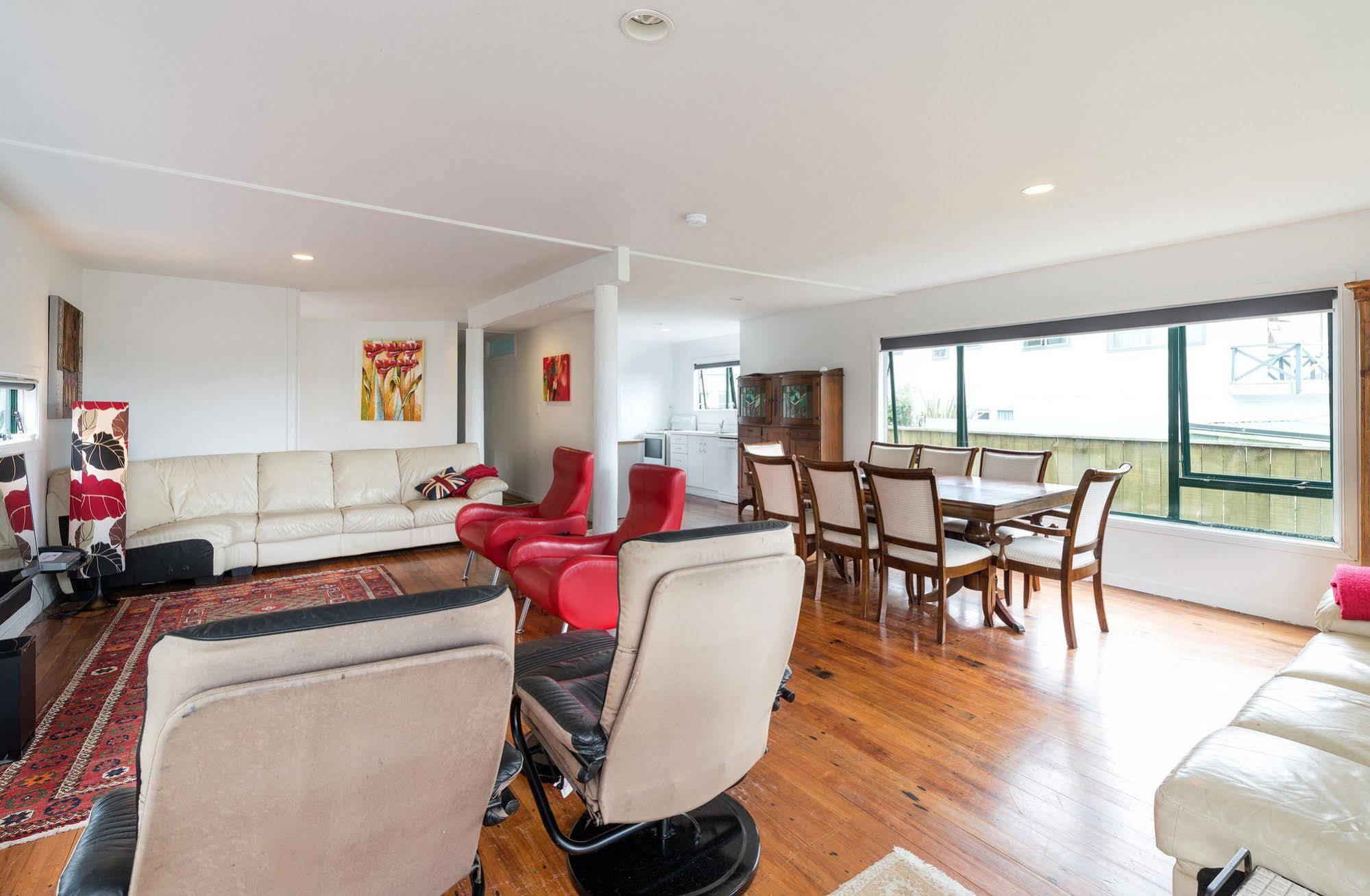 Lakeside City Apartments - Penthouse And Studio Rotorua Buitenkant foto