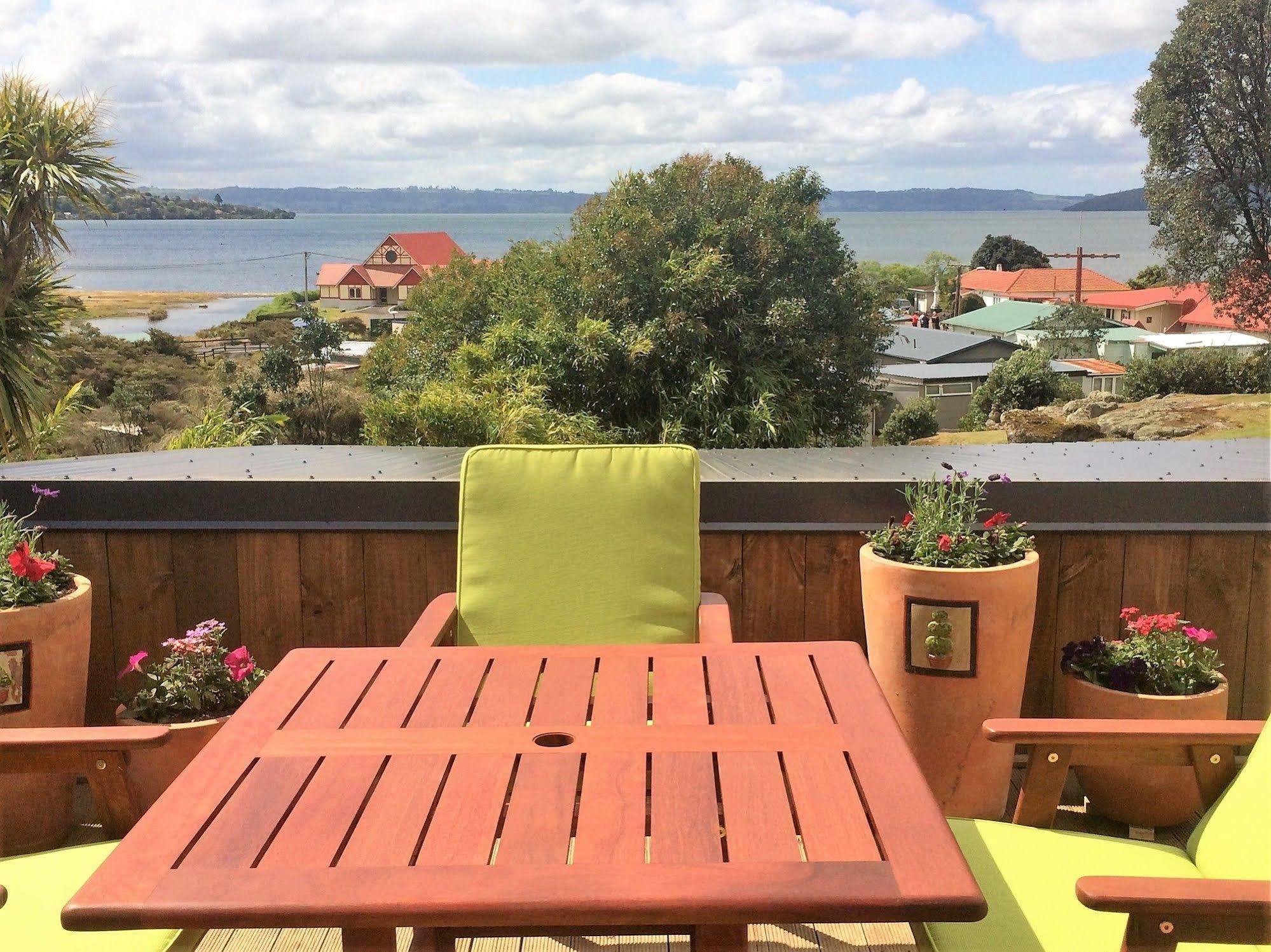 Lakeside City Apartments - Penthouse And Studio Rotorua Buitenkant foto
