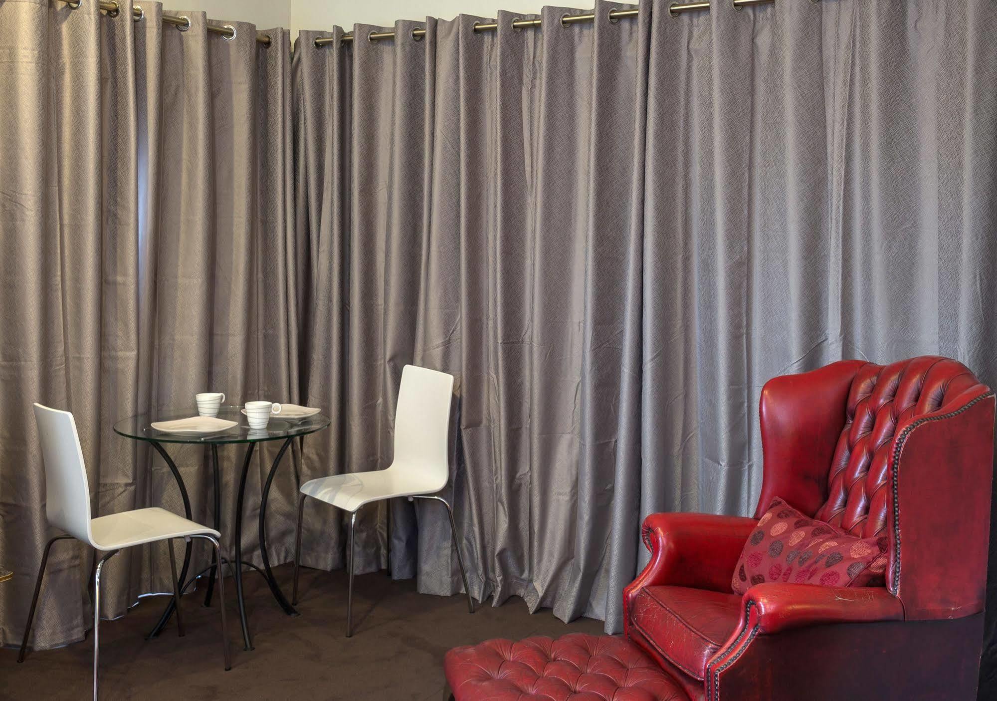 Lakeside City Apartments - Penthouse And Studio Rotorua Buitenkant foto