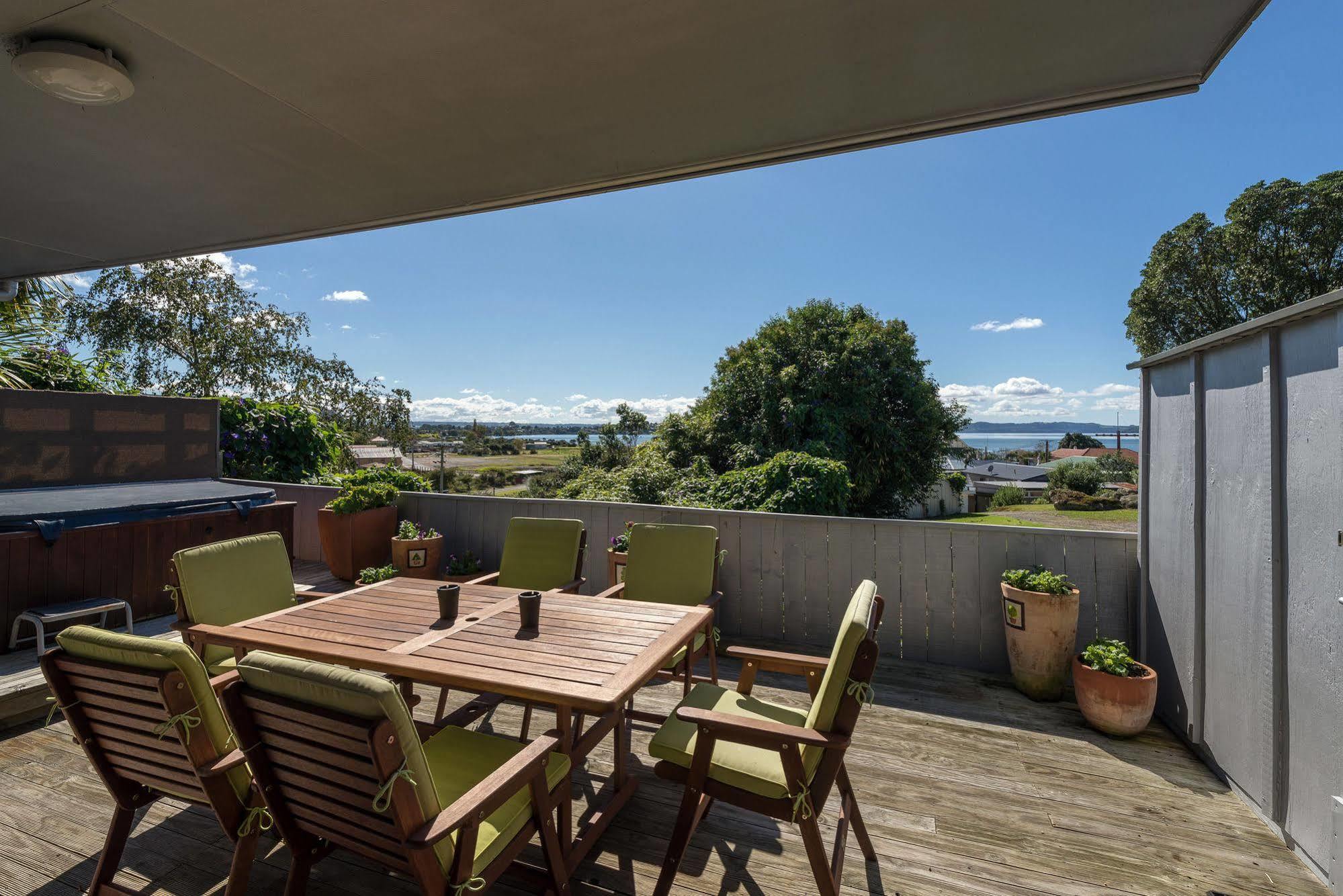Lakeside City Apartments - Penthouse And Studio Rotorua Buitenkant foto