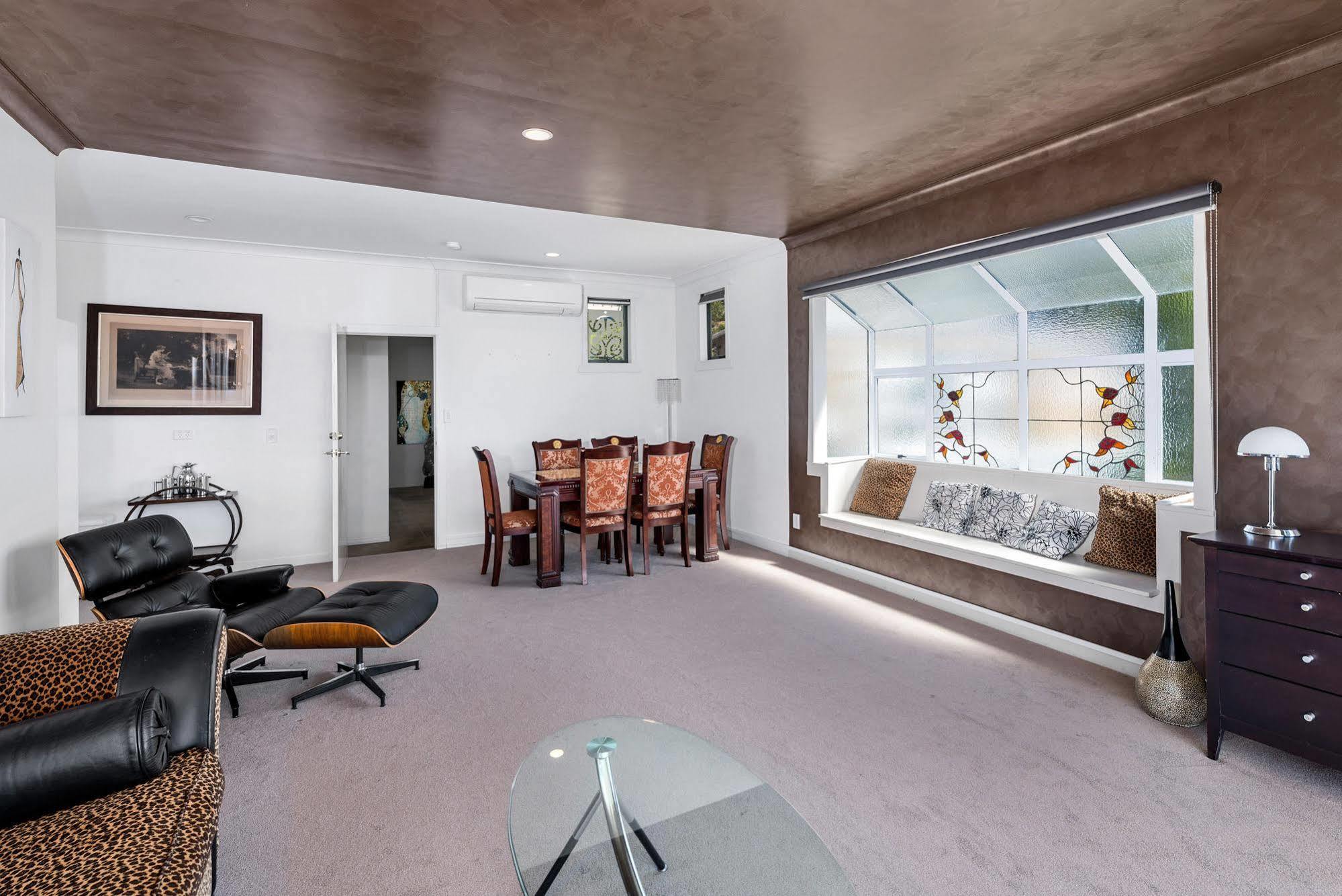 Lakeside City Apartments - Penthouse And Studio Rotorua Buitenkant foto